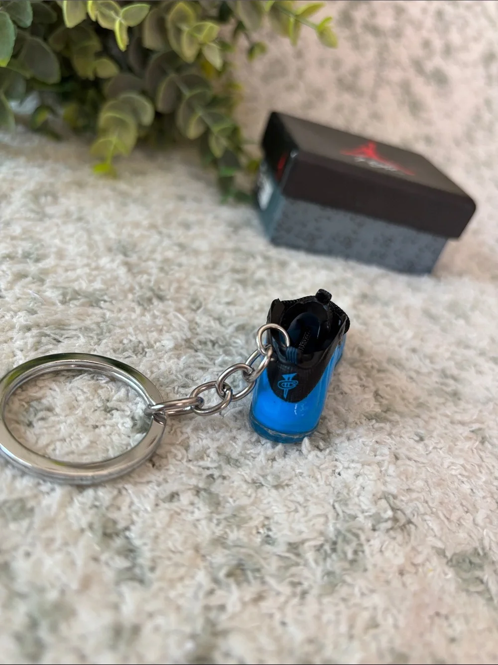 Air Jordan 3D mini sneaker keychain in blue and black with Flight Nike Box NWT